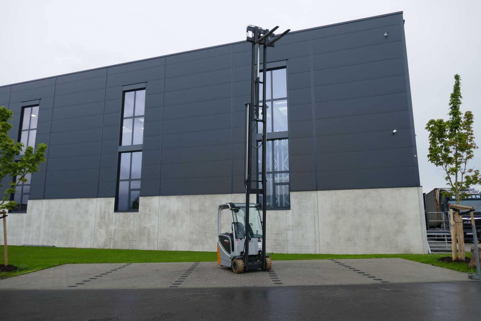 Used Forklift STILL RX 20-16 3 ratų šakinis krautuvas (Image 9) Used Forklift STILL RX 20-16 3 ratų šakinis krautuvas (Image 9)