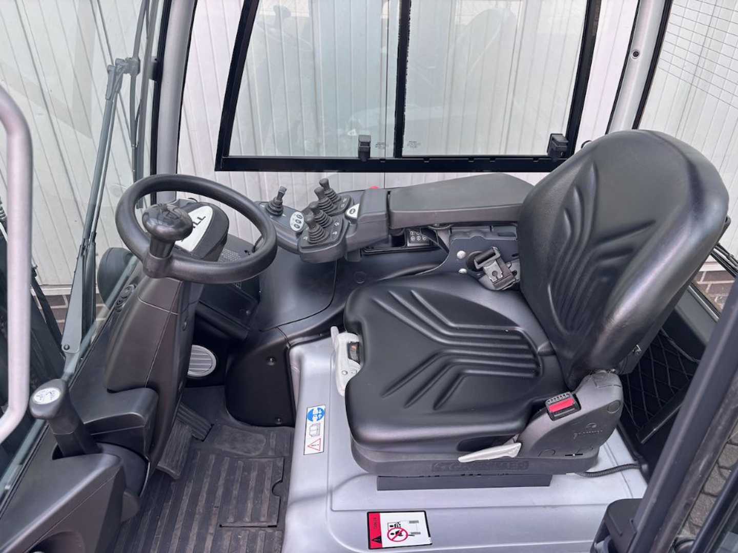 Used Forklift STILL RX20-18 | Batterie 87% 3 ratų šakinis krautuvas (Image 9) Used Forklift STILL RX20-18 | Batterie 87% 3 ratų šakinis krautuvas (Image 9)