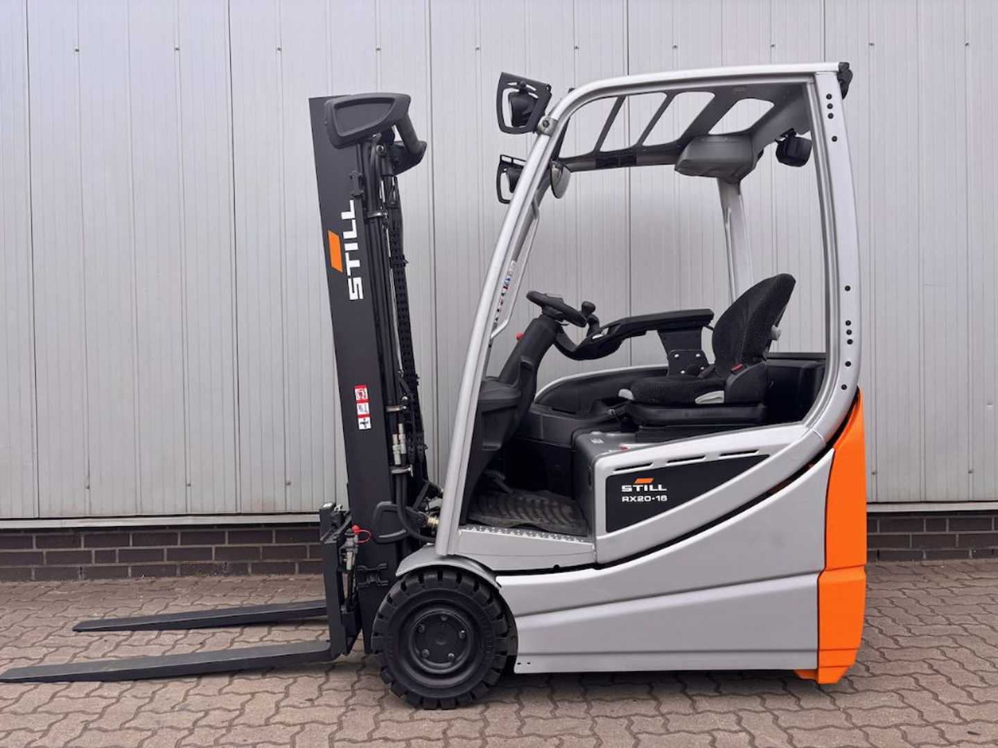 Used Forklift STILL RX20-16C | Batterie 82% 3 ratų šakinis krautuvas (Image 6) Used Forklift STILL RX20-16C | Batterie 82% 3 ratų šakinis krautuvas (Image 6)