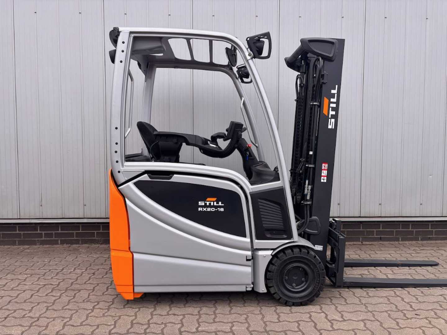 Used Forklift STILL RX20-16C | Batterie 82% 3 ratų šakinis krautuvas (Image 7) Used Forklift STILL RX20-16C | Batterie 82% 3 ratų šakinis krautuvas (Image 7)