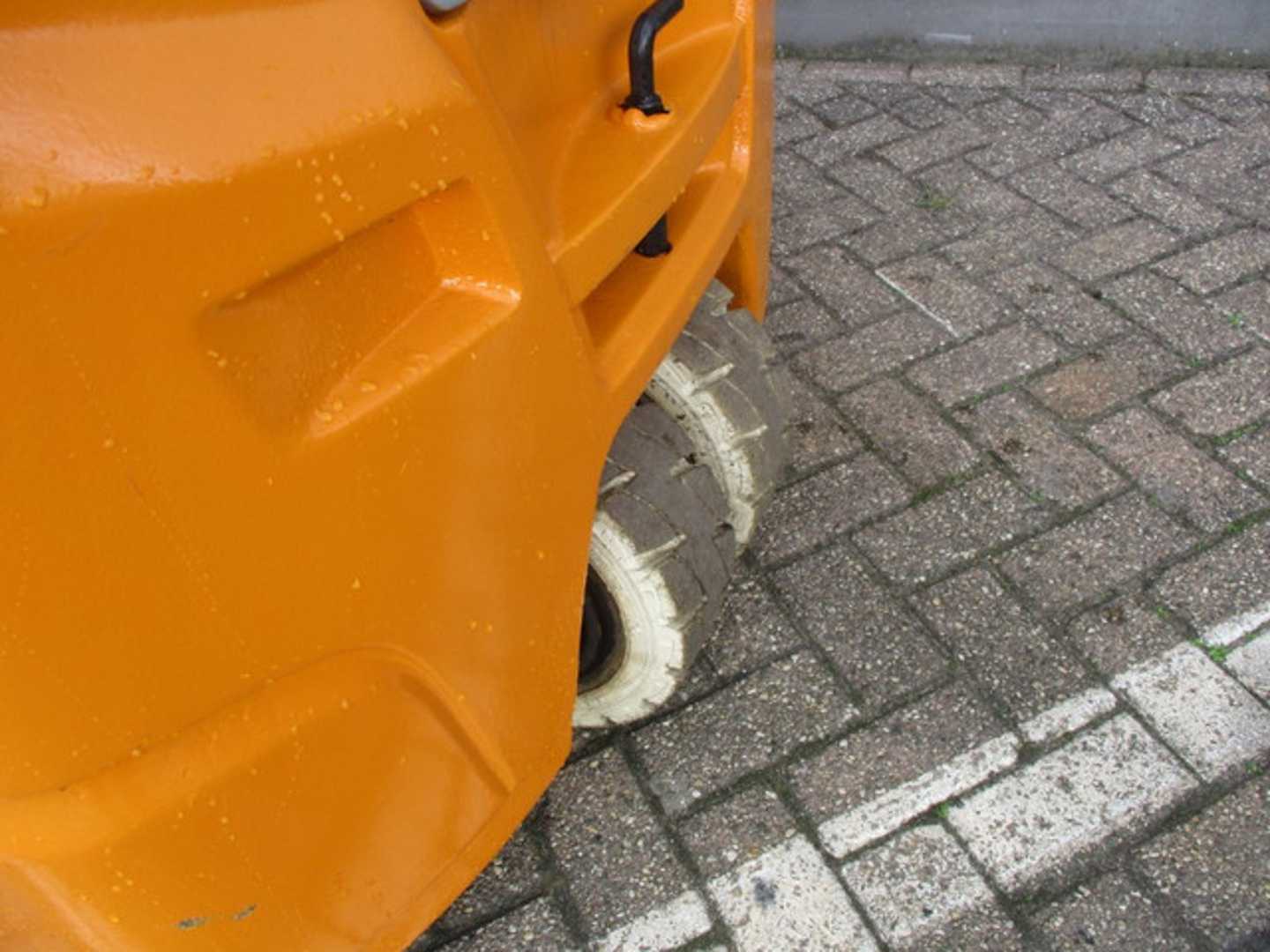 Used Forklift STILL RX20-20L 3 ratų šakinis krautuvas (Image 5) Used Forklift STILL RX20-20L 3 ratų šakinis krautuvas (Image 5)