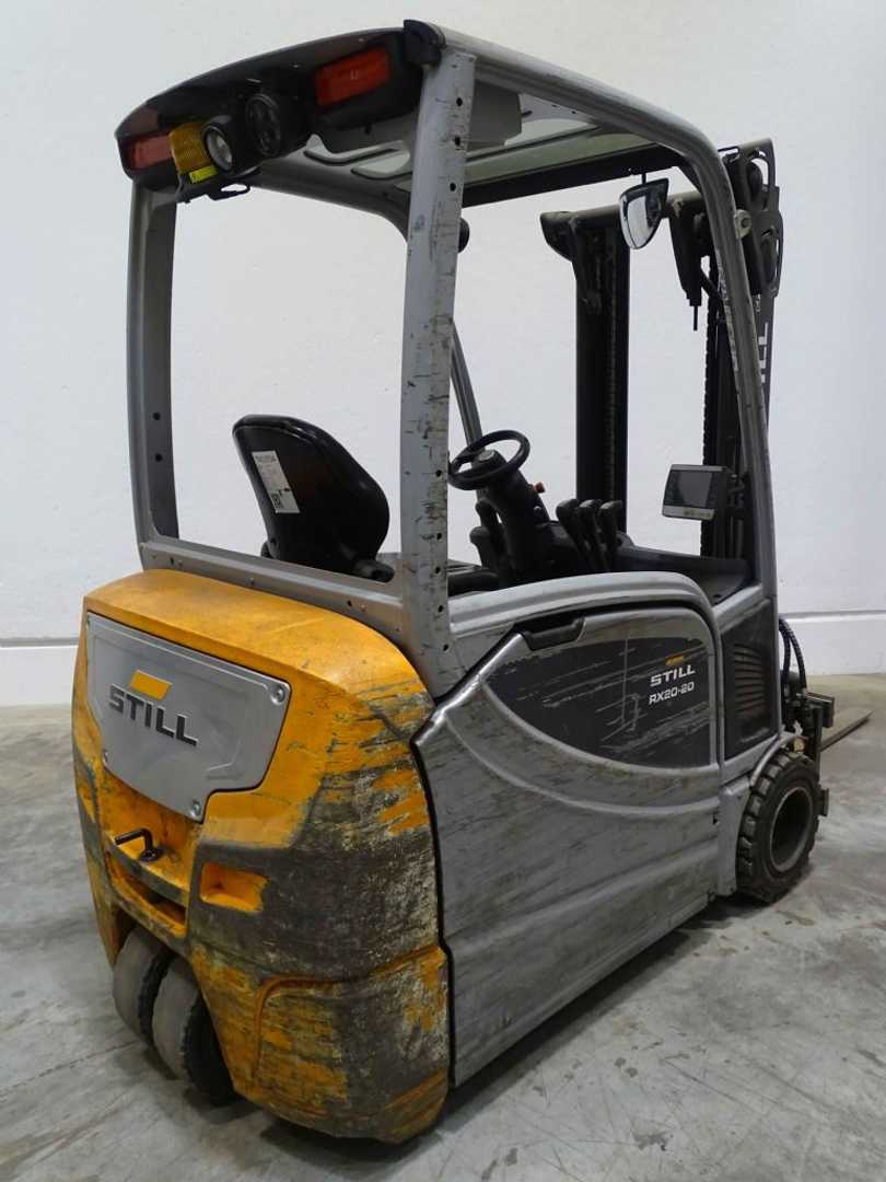 Used Forklift STILL RX20-20L 3 ratų šakinis krautuvas (Image 2) Used Forklift STILL RX20-20L 3 ratų šakinis krautuvas (Image 2)