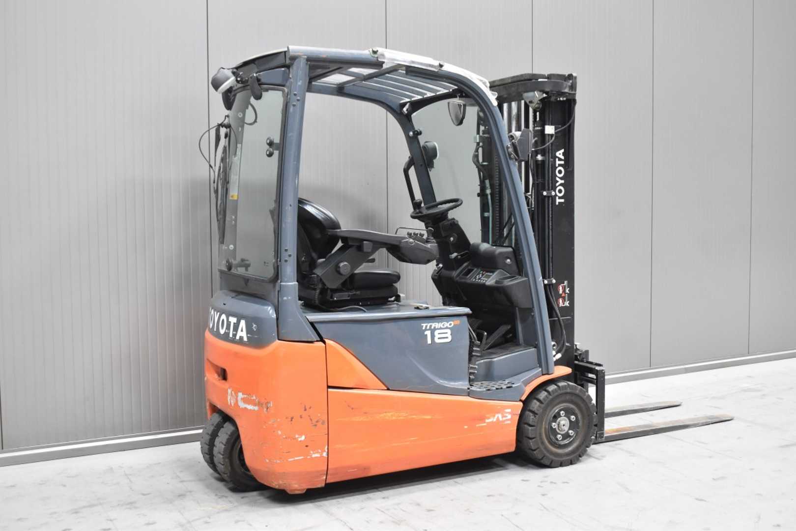 Used Forklift Toyota 8FBE18T /58008/ 3 ratų šakinis krautuvas (Image 4)