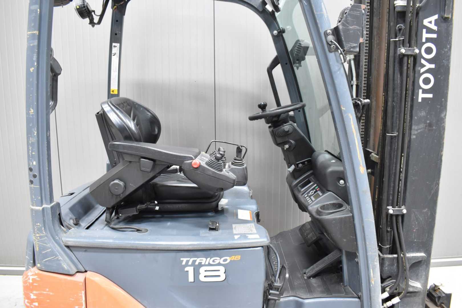 Used Forklift Toyota 8FBEK18T /58010/ 3 ratų šakinis krautuvas (Image 5)
