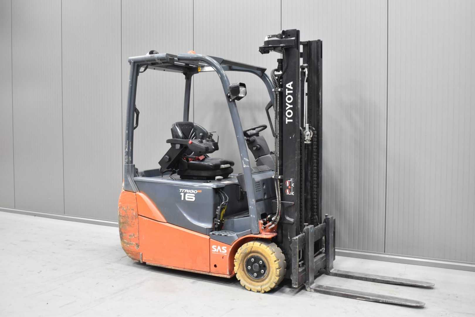 Used Forklift Toyota 8FBET16 /58014/ 3 ratų šakinis krautuvas (Image 1) Used Forklift Toyota 8FBET16 /58014/ 3 ratų šakinis krautuvas (Image 1)