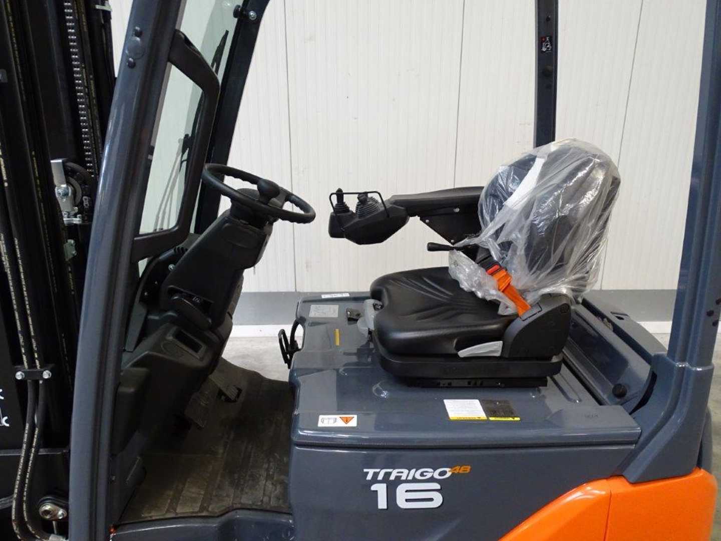 Used Forklift Toyota 8FBEK16T - DEMO - TRIPLEX 3 ratų šakinis krautuvas (Image 6)