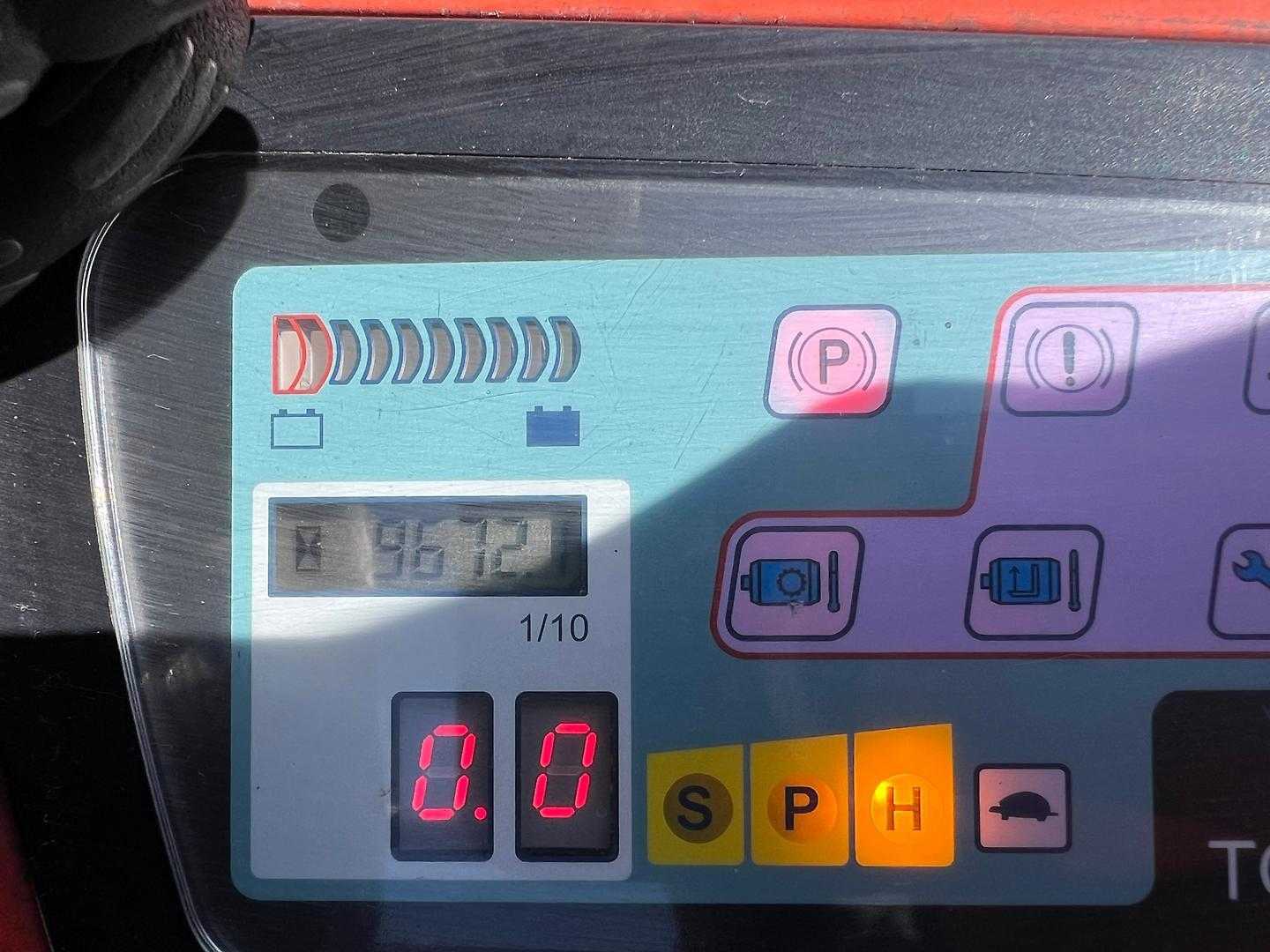 Used Forklift Toyota 7FBEST15 - 4510mm 3 ratų šakinis krautuvas (Image 8) Used Forklift Toyota 7FBEST15 - 4510mm 3 ratų šakinis krautuvas (Image 8)