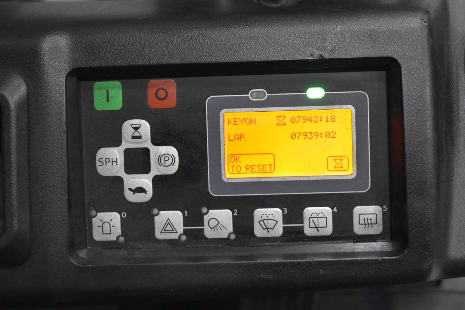 Used Forklift Toyota 8FBE15T /58831/ 3 ratų šakinis krautuvas (Image 10) Used Forklift Toyota 8FBE15T /58831/ 3 ratų šakinis krautuvas (Image 10)