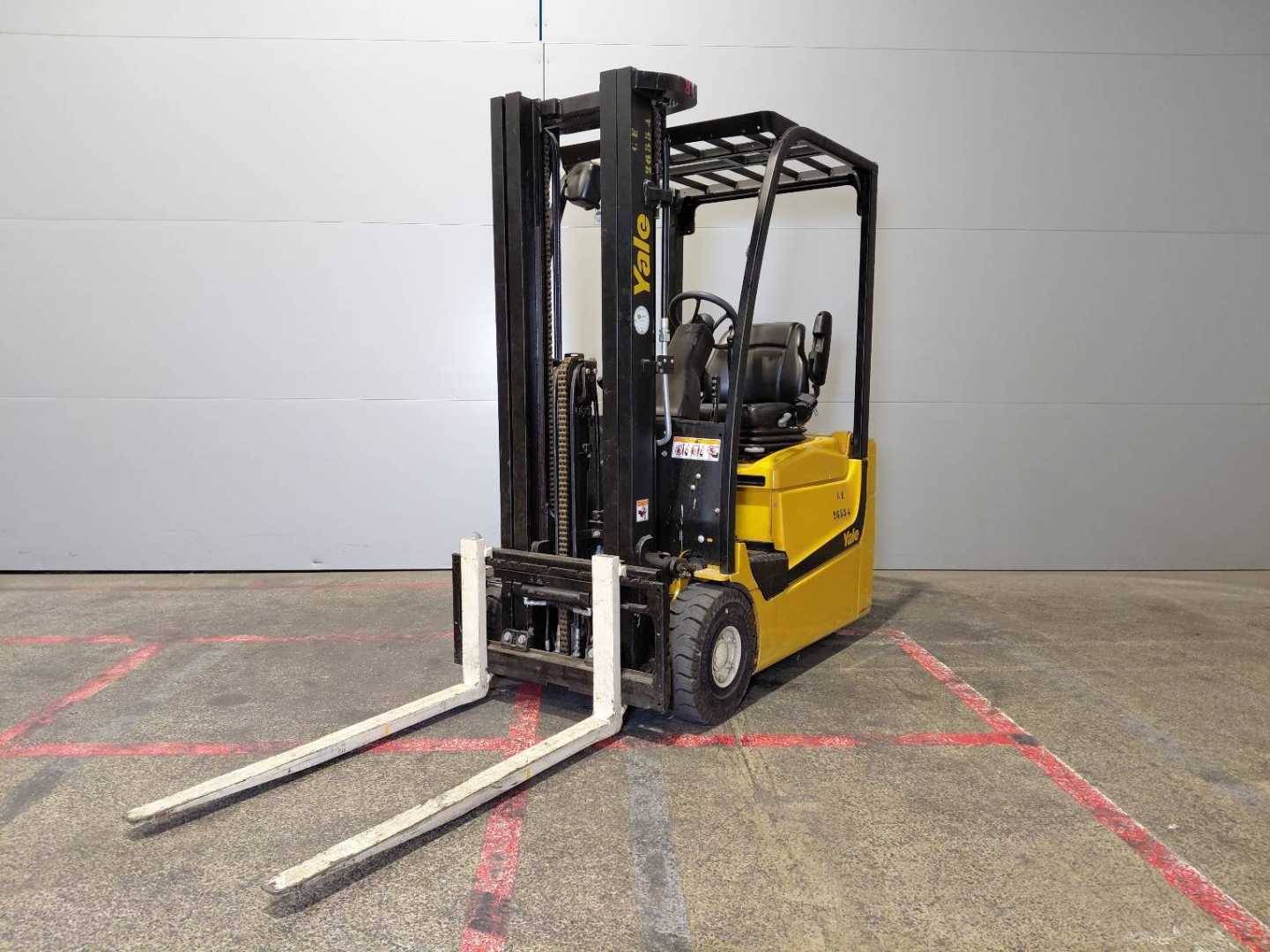Used Forklift Yale ERP15VC 3 ratų šakinis krautuvas (Image 14) Used Forklift Yale ERP15VC 3 ratų šakinis krautuvas (Image 14)