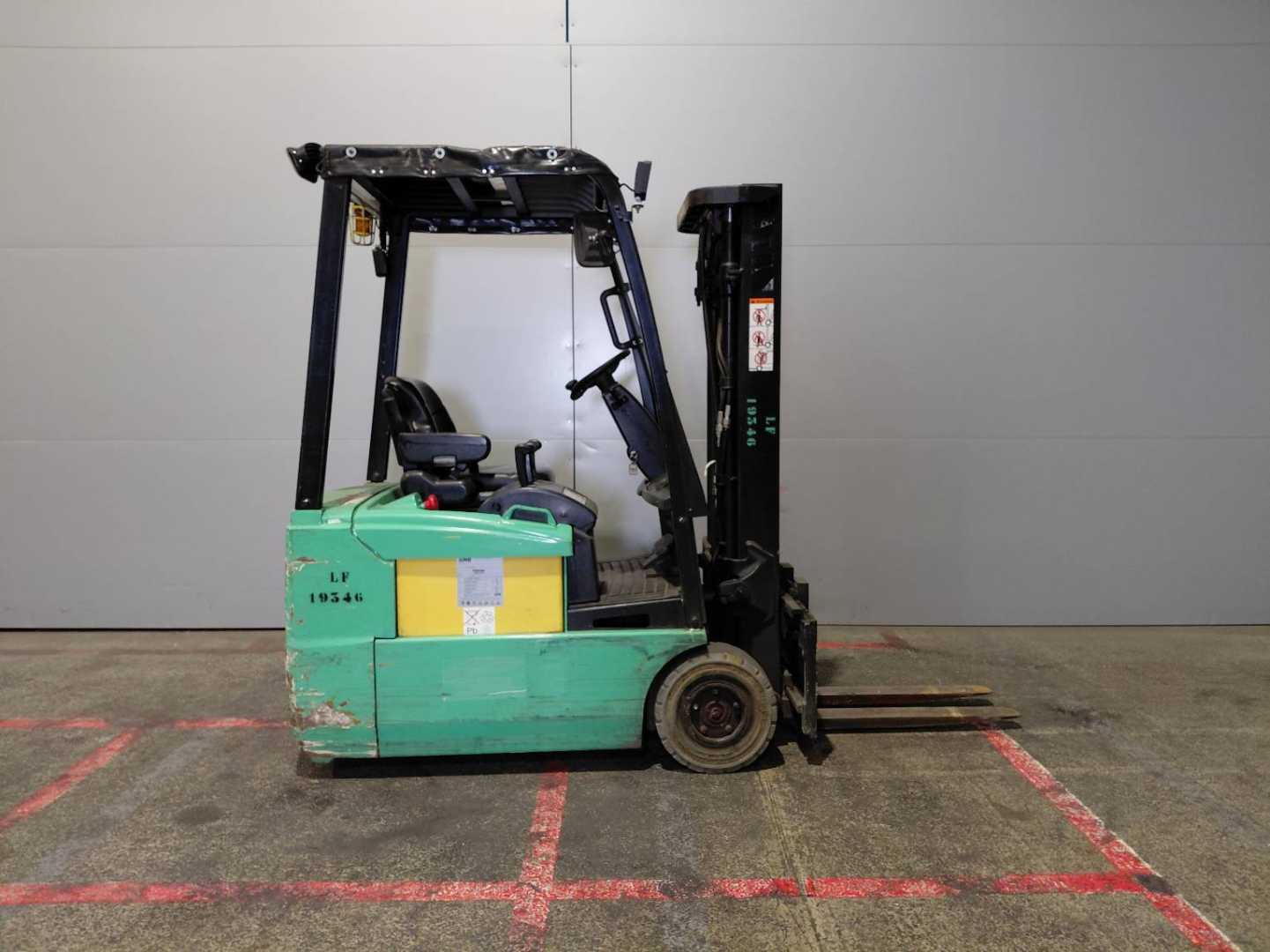 Used Forklift Yale ERP16 ATF 3 ratų šakinis krautuvas (Image 11)