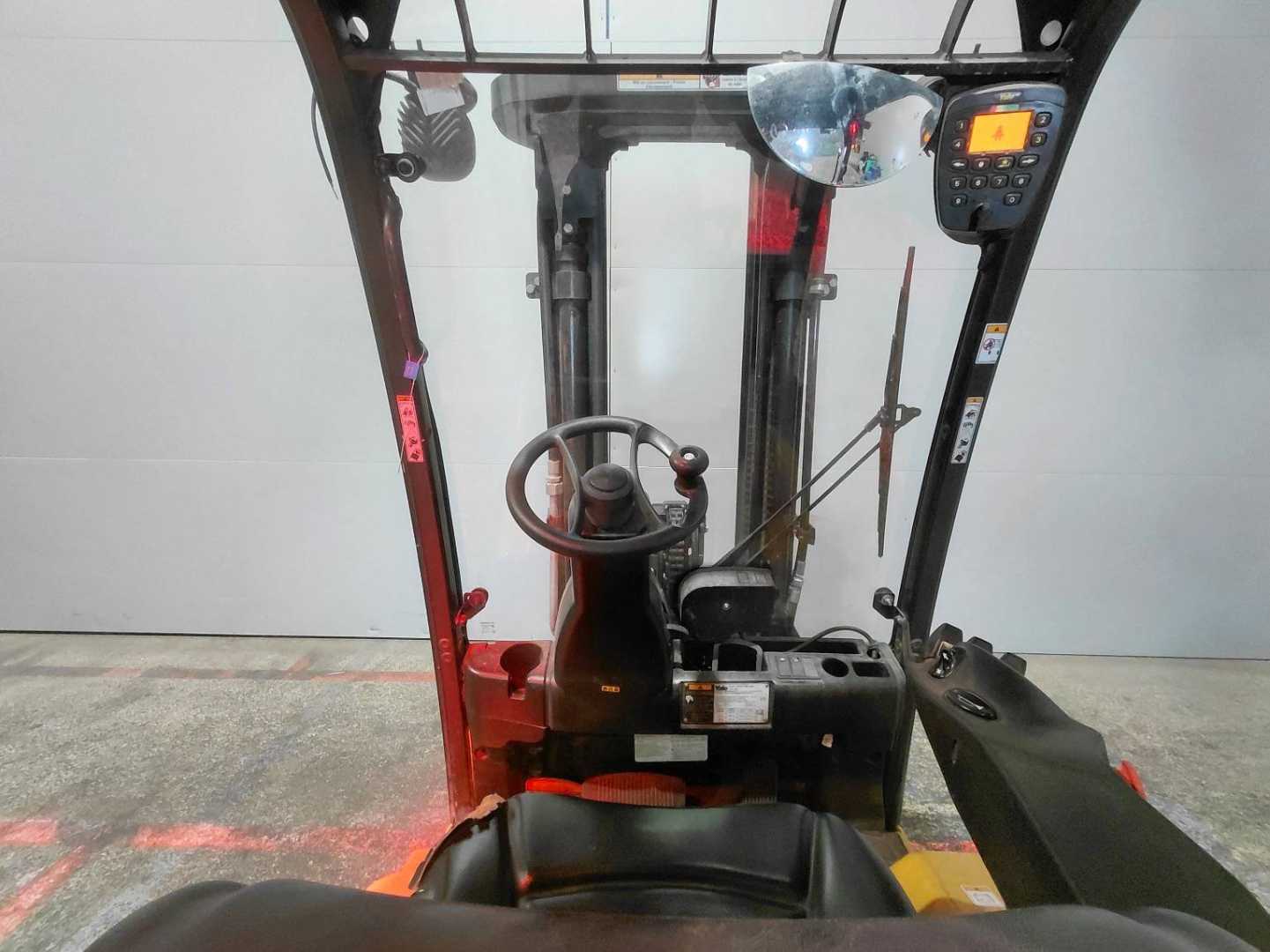 Used Forklift Yale ERP16VT SWB 3 ratų šakinis krautuvas (Image 18)