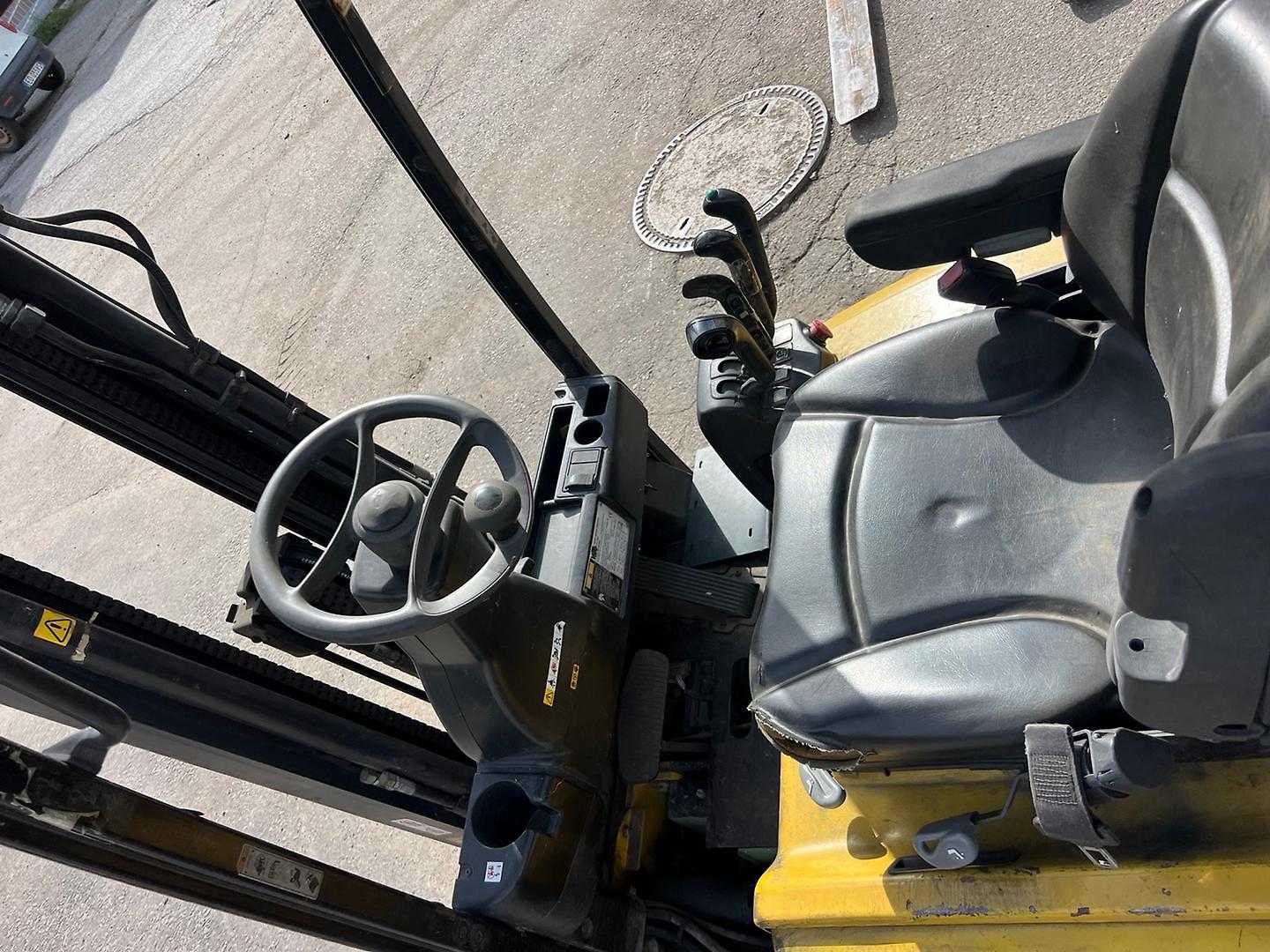 Used Forklift Yale ERP16VT SWB E2130 - 4900mm 3 ratų šakinis krautuvas (Image 7) Used Forklift Yale ERP16VT SWB E2130 - 4900mm 3 ratų šakinis krautuvas (Image 7)