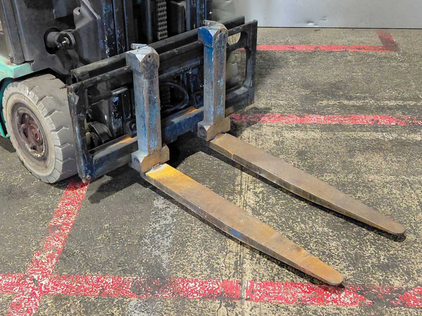 Used Forklift Yale ERP16 ATF 3 ratų šakinis krautuvas (Image 2) Used Forklift Yale ERP16 ATF 3 ratų šakinis krautuvas (Image 2)