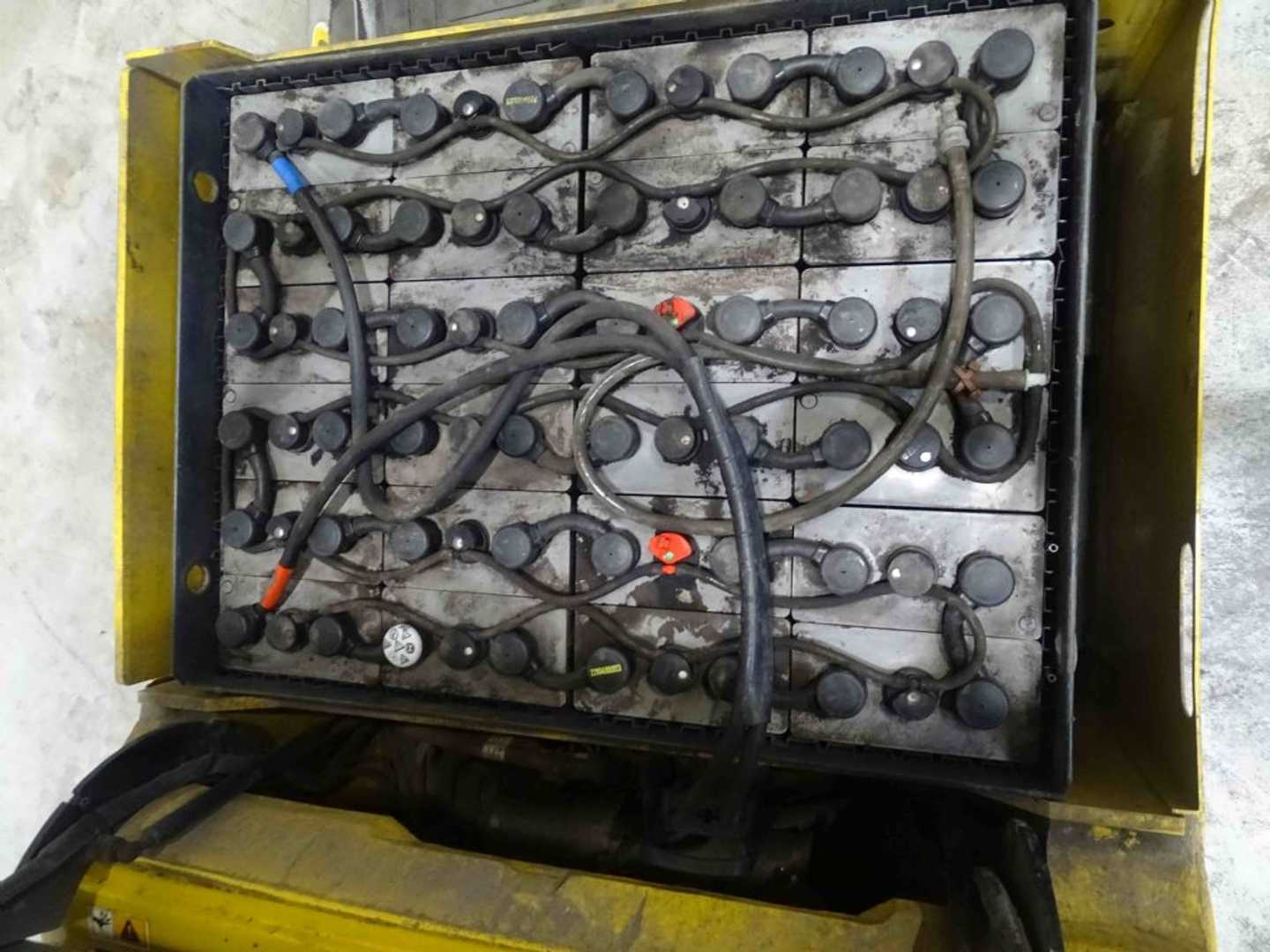 Used Forklift Yale ERP20ATF 3 ratų šakinis krautuvas (Image 4) Used Forklift Yale ERP20ATF 3 ratų šakinis krautuvas (Image 4)