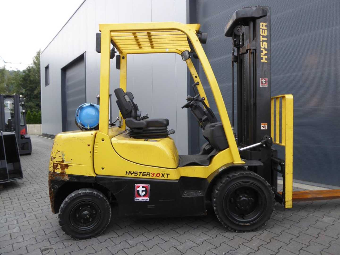Used Forklift Hyster H3.0XT 4 ratų šakinis krautuvas (Image 7) Used Forklift Hyster H3.0XT 4 ratų šakinis krautuvas (Image 7)