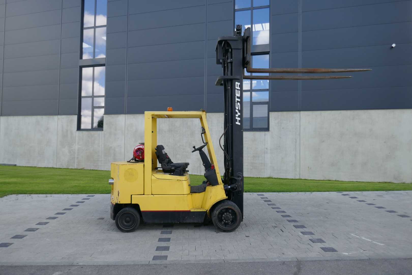 Used Forklift Hyster S5.50 XMS 4 ratų šakinis krautuvas (Image 5) Used Forklift Hyster S5.50 XMS 4 ratų šakinis krautuvas (Image 5)
