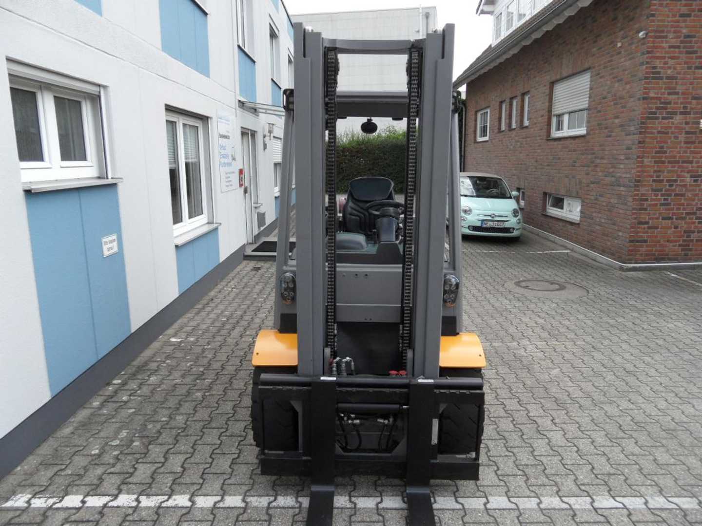 Used Forklift Jungheinrich TFG 430s - Beleuchtung - Dachscheibe -ZH2 4 ratų šakinis krautuvas (Image 10) Used Forklift Jungheinrich TFG 430s - Beleuchtung - Dachscheibe -ZH2 4 ratų šakinis krautuvas (Image 10)