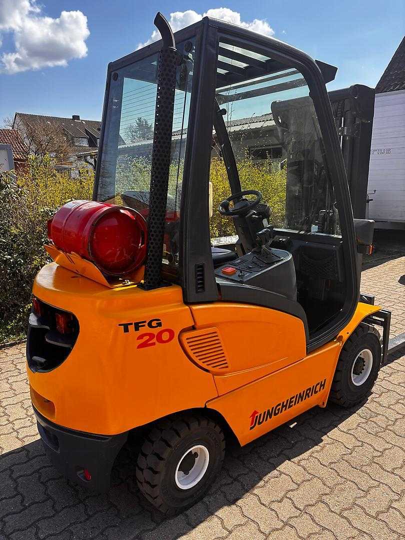 Used Forklift Jungheinrich TFG 20 4 ratų šakinis krautuvas (Image 3) Used Forklift Jungheinrich TFG 20 4 ratų šakinis krautuvas (Image 3)