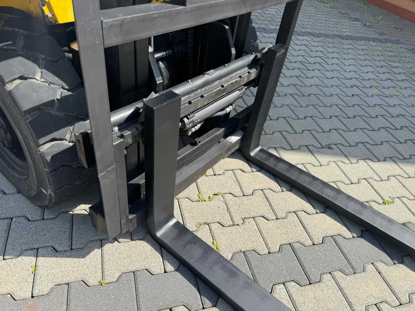 Used Forklift Komatsu FG20 // LPG // Good condition 4 ratų šakinis krautuvas (Image 7) Used Forklift Komatsu FG20 // LPG // Good condition 4 ratų šakinis krautuvas (Image 7)