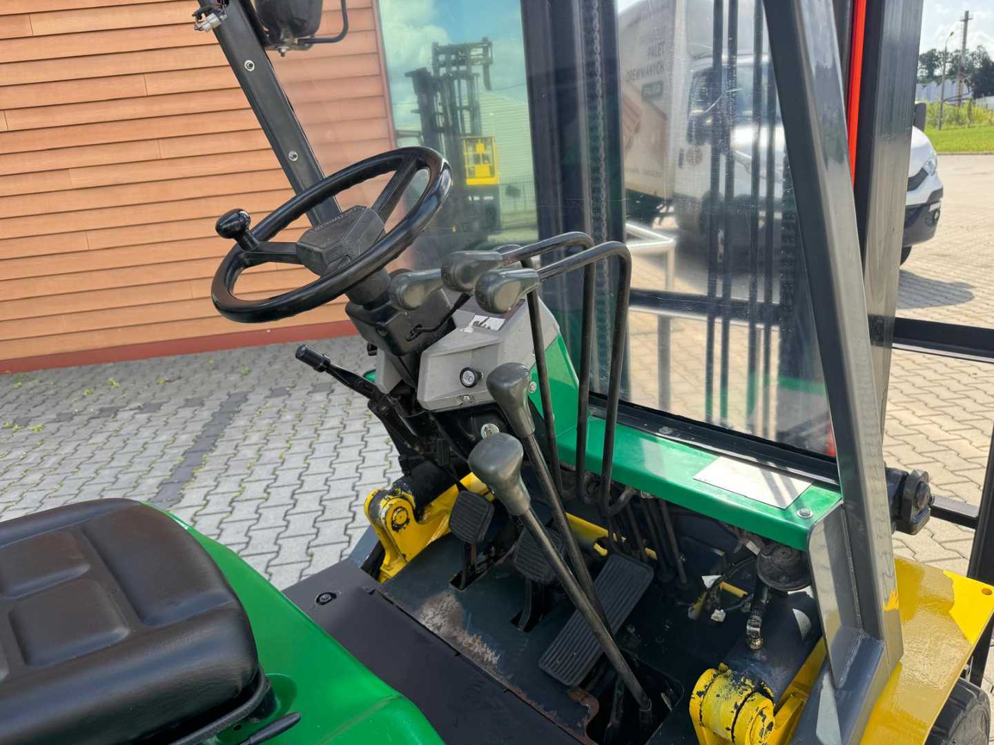 Used Forklift Komatsu FG20 // LPG // Good condition 4 ratų šakinis krautuvas (Image 13) Used Forklift Komatsu FG20 // LPG // Good condition 4 ratų šakinis krautuvas (Image 13)