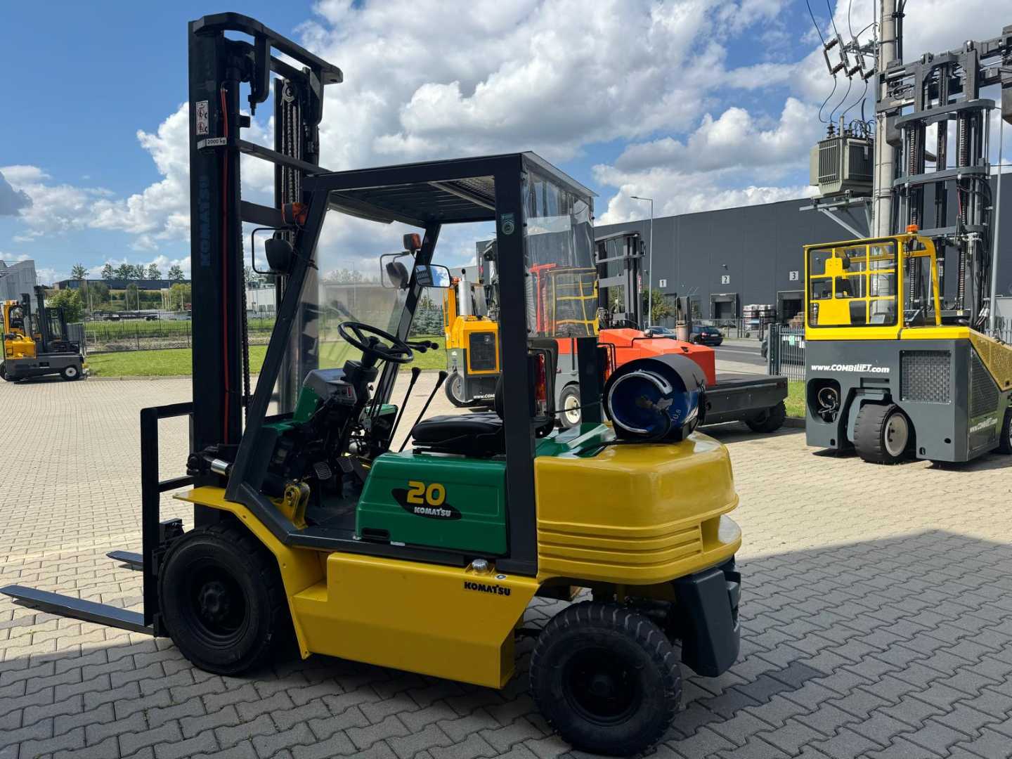 Used Forklift Komatsu FG20 // LPG // Good condition 4 ratų šakinis krautuvas (Image 19) Used Forklift Komatsu FG20 // LPG // Good condition 4 ratų šakinis krautuvas (Image 19)