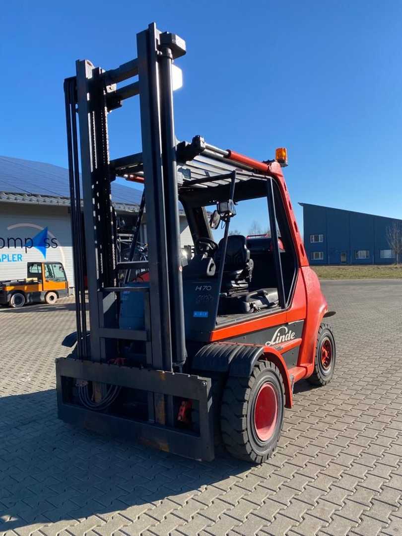 Used Forklift Linde H 70 T/353-03 4 ratų šakinis krautuvas (Image 7) Used Forklift Linde H 70 T/353-03 4 ratų šakinis krautuvas (Image 7)