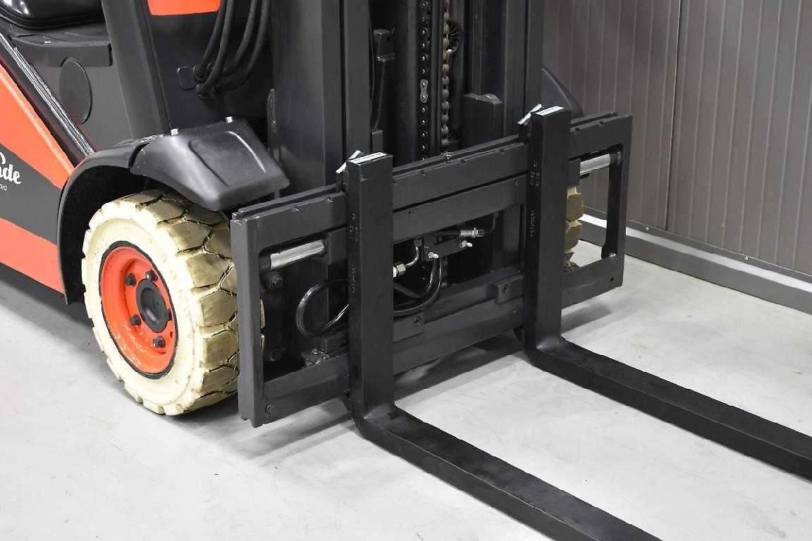 Used Forklift Linde H 16 T-01, Bj. 2015 4 ratų šakinis krautuvas (Image 5) Used Forklift Linde H 16 T-01, Bj. 2015 4 ratų šakinis krautuvas (Image 5)