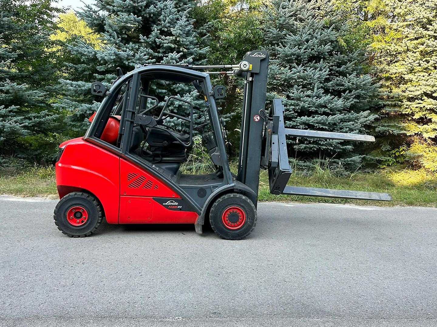 Used Forklift Linde H35T 4 ratų šakinis krautuvas (Image 7) Used Forklift Linde H35T 4 ratų šakinis krautuvas (Image 7)