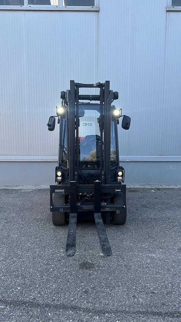 Used Forklift Linde H25T 4 ratų šakinis krautuvas (Image 2) Used Forklift Linde H25T 4 ratų šakinis krautuvas (Image 2)