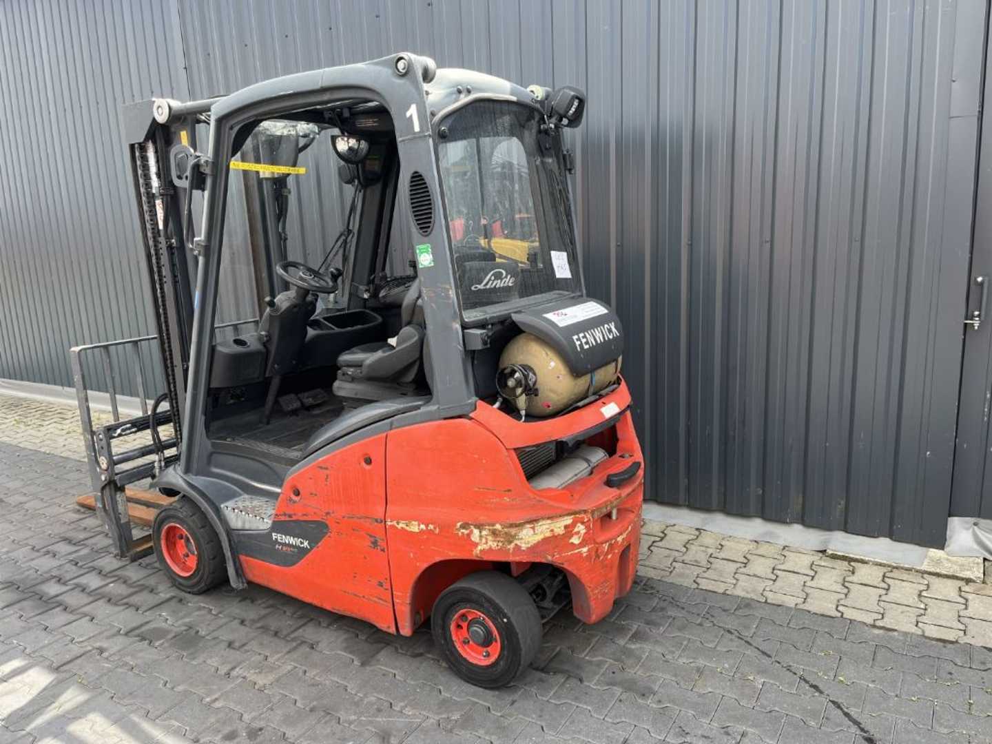 Used Forklift Linde H18T-01 4 ratų šakinis krautuvas (Image 3)