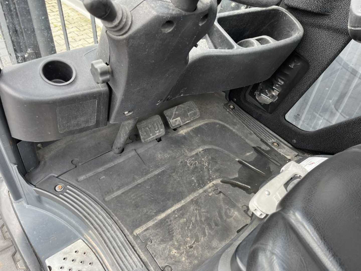 Used Forklift Linde H18T-01 4 ratų šakinis krautuvas (Image 8)