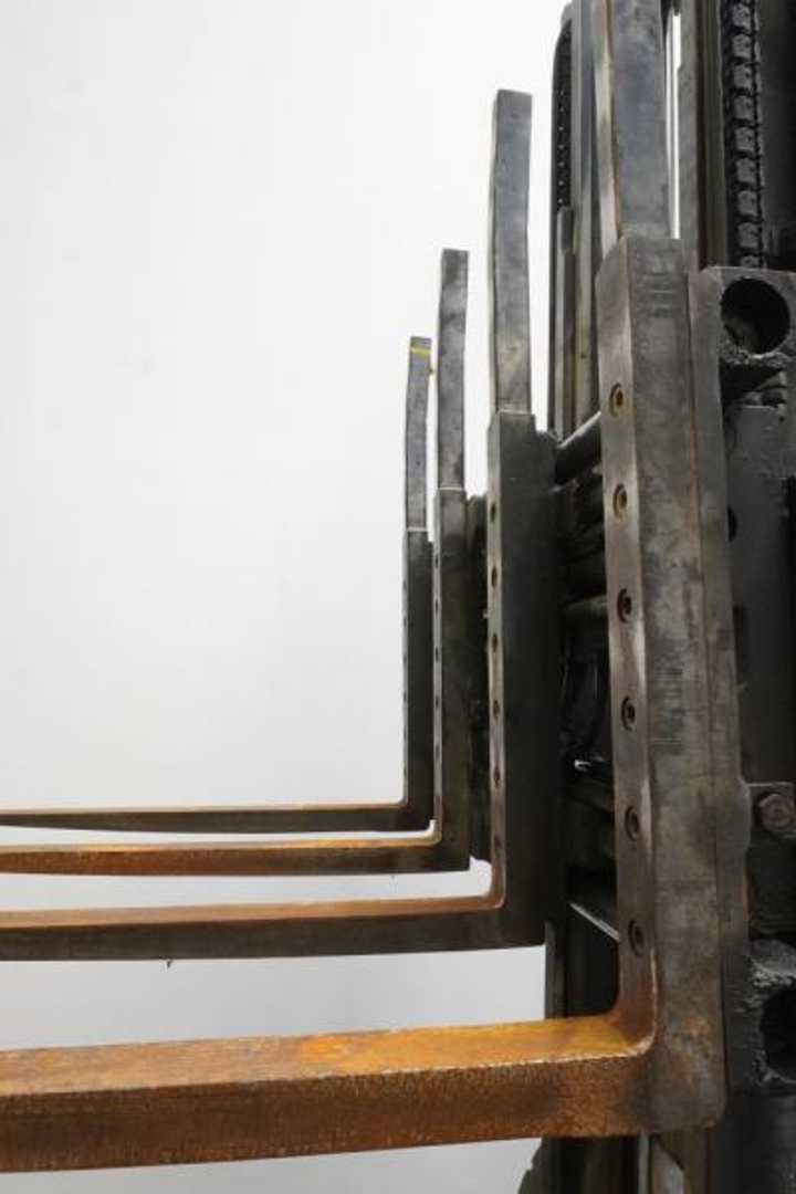 Used Forklift Linde H 45 T EVO 394-02 4 ratų šakinis krautuvas (Image 5) Used Forklift Linde H 45 T EVO 394-02 4 ratų šakinis krautuvas (Image 5)