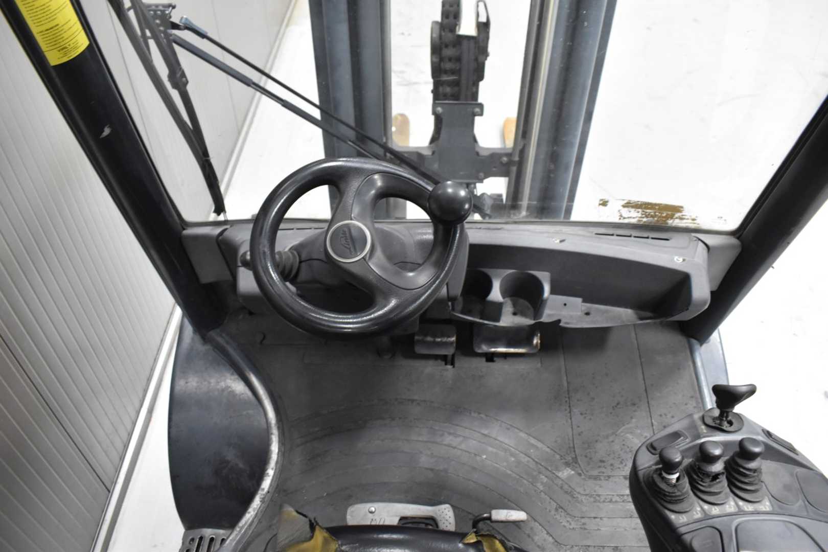 Used Forklift Linde H 50 T - 01 /58132/ 4 ratų šakinis krautuvas (Image 7) Used Forklift Linde H 50 T - 01 /58132/ 4 ratų šakinis krautuvas (Image 7)