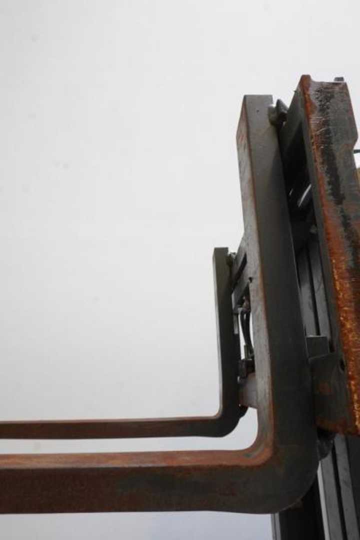Used Forklift Linde H 16 T EVO 391-02 4 ratų šakinis krautuvas (Image 5)