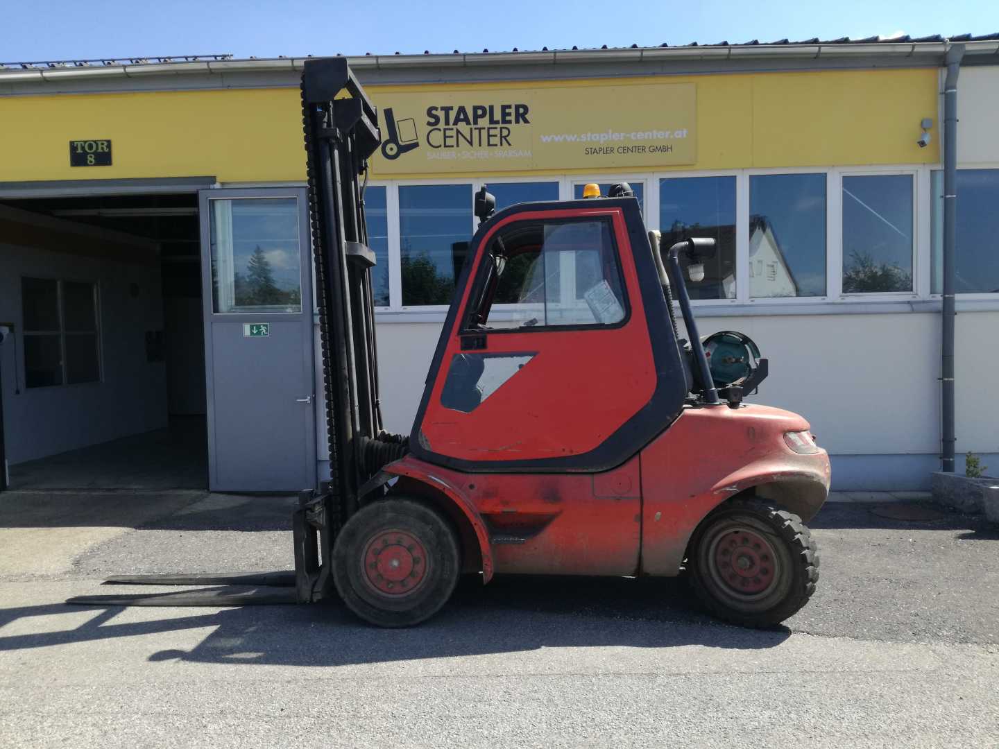 Used Forklift Linde H45T-04-600 4 ratų šakinis krautuvas (Image 1) Used Forklift Linde H45T-04-600 4 ratų šakinis krautuvas (Image 1)