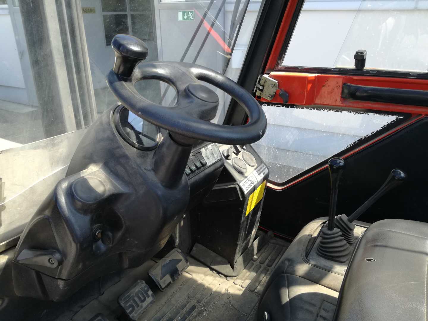 Used Forklift Linde H45T-04-600 4 ratų šakinis krautuvas (Image 4) Used Forklift Linde H45T-04-600 4 ratų šakinis krautuvas (Image 4)