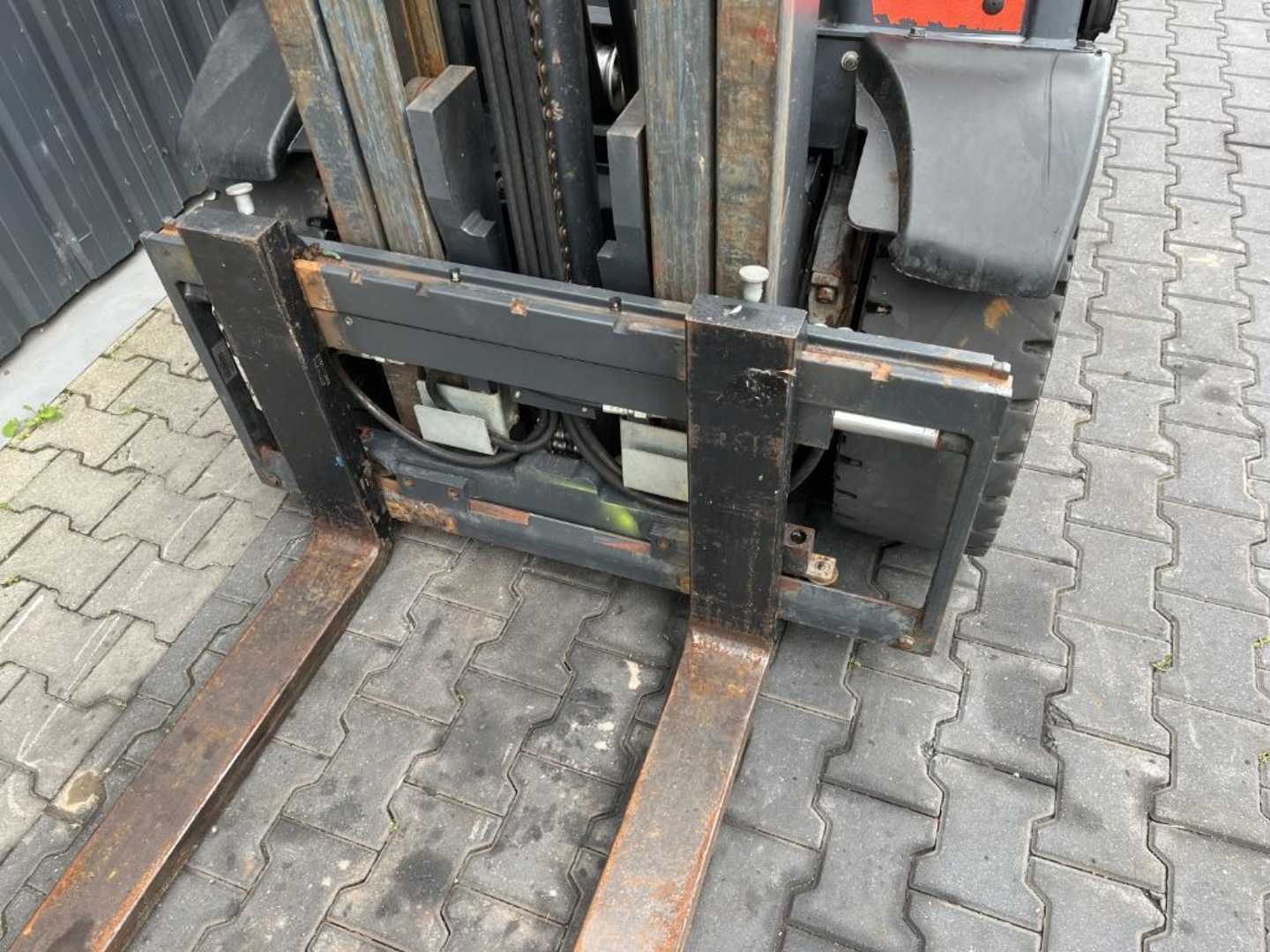 Used Forklift Linde H30T-02 4 ratų šakinis krautuvas (Image 10) Used Forklift Linde H30T-02 4 ratų šakinis krautuvas (Image 10)