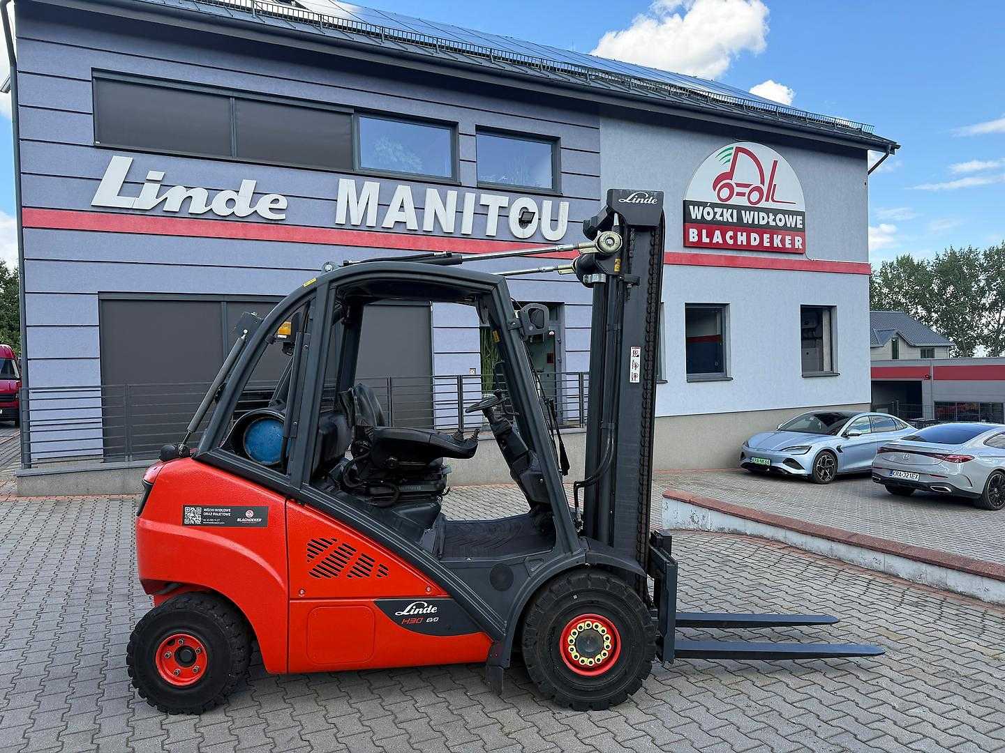 Used Forklift Linde H30T-02 Side shift 4 ratų šakinis krautuvas (Image 6) Used Forklift Linde H30T-02 Side shift 4 ratų šakinis krautuvas (Image 6)