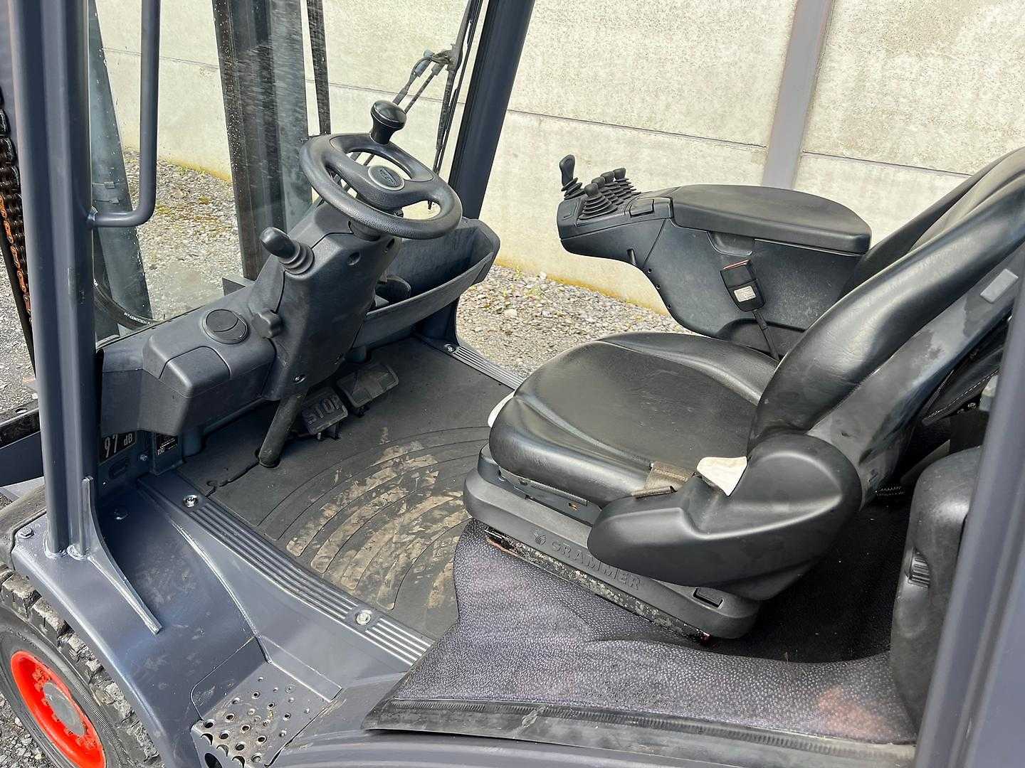 Used Forklift Linde H30T-02 EVO 4 ratų šakinis krautuvas (Image 5)