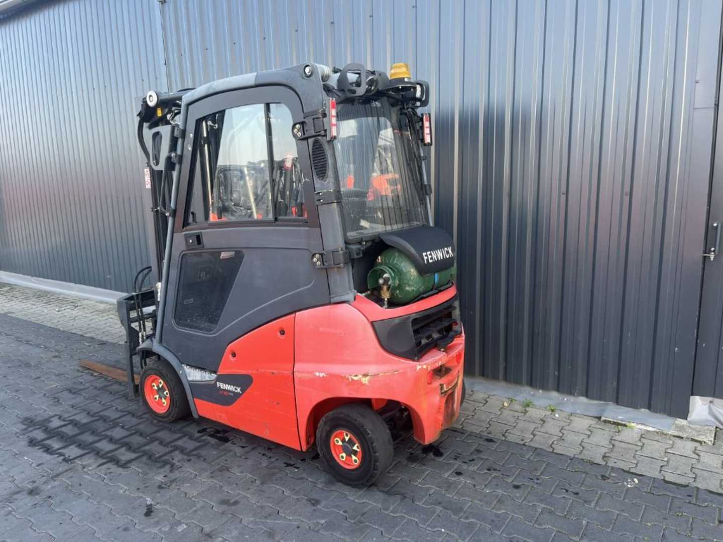 Used Forklift Linde H16T-01 4 ratų šakinis krautuvas (Image 3)