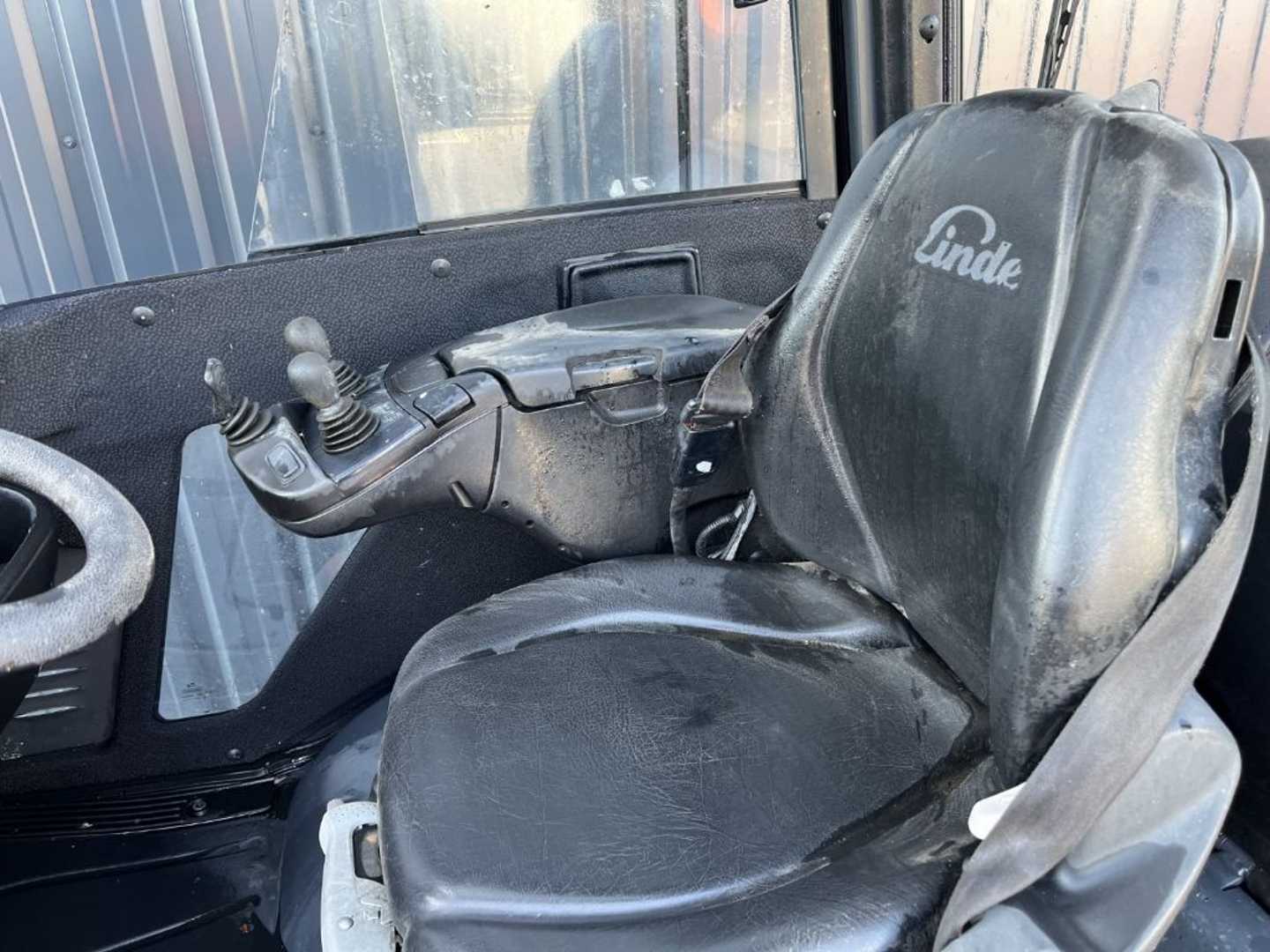 Used Forklift Linde H20T-01 4 ratų šakinis krautuvas (Image 6) Used Forklift Linde H20T-01 4 ratų šakinis krautuvas (Image 6)