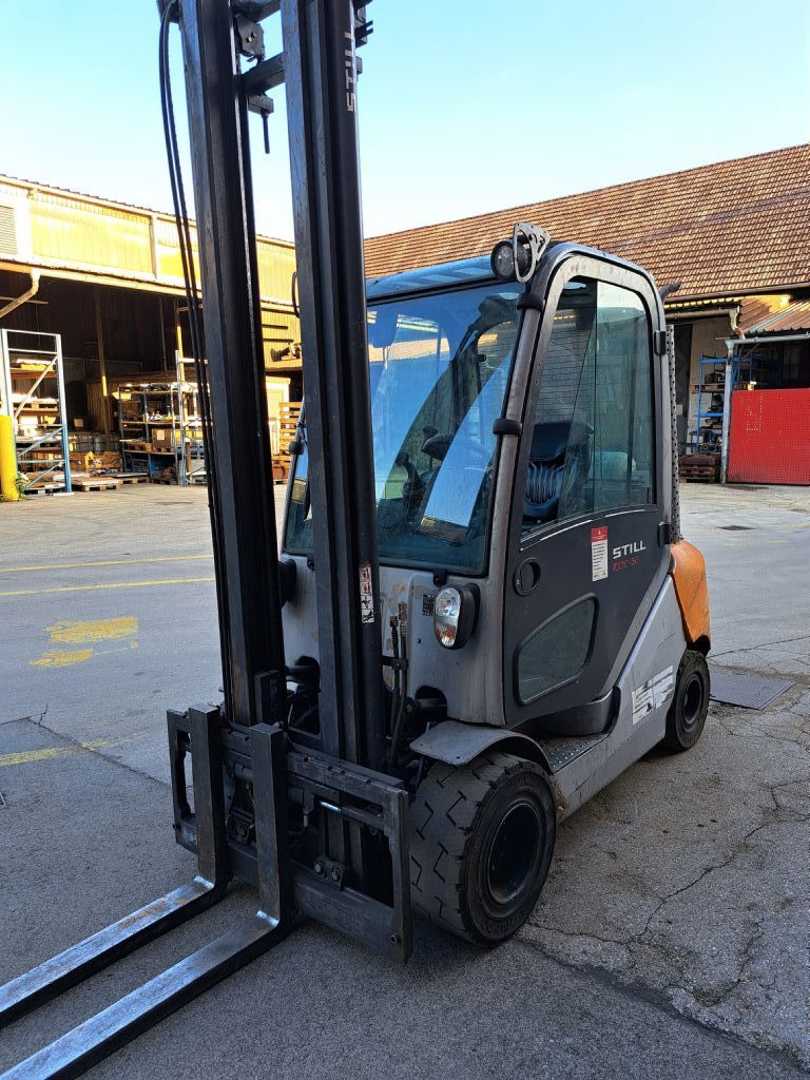 Used Forklift STILL RX 70-30T 4 ratų šakinis krautuvas (Image 1) Used Forklift STILL RX 70-30T 4 ratų šakinis krautuvas (Image 1)