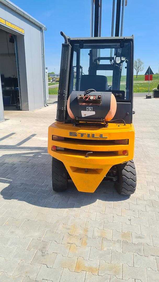 Used Forklift STILL R70-30 mit Video 4 ratų šakinis krautuvas (Image 6) Used Forklift STILL R70-30 mit Video 4 ratų šakinis krautuvas (Image 6)