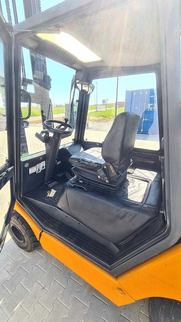 Used Forklift STILL R70-30 mit Video 4 ratų šakinis krautuvas (Image 9) Used Forklift STILL R70-30 mit Video 4 ratų šakinis krautuvas (Image 9)