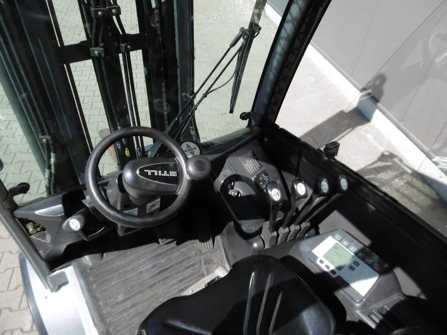 Used Forklift STILL RX 70-35T/7328 2008 4 ratų šakinis krautuvas (Image 5) Used Forklift STILL RX 70-35T/7328 2008 4 ratų šakinis krautuvas (Image 5)