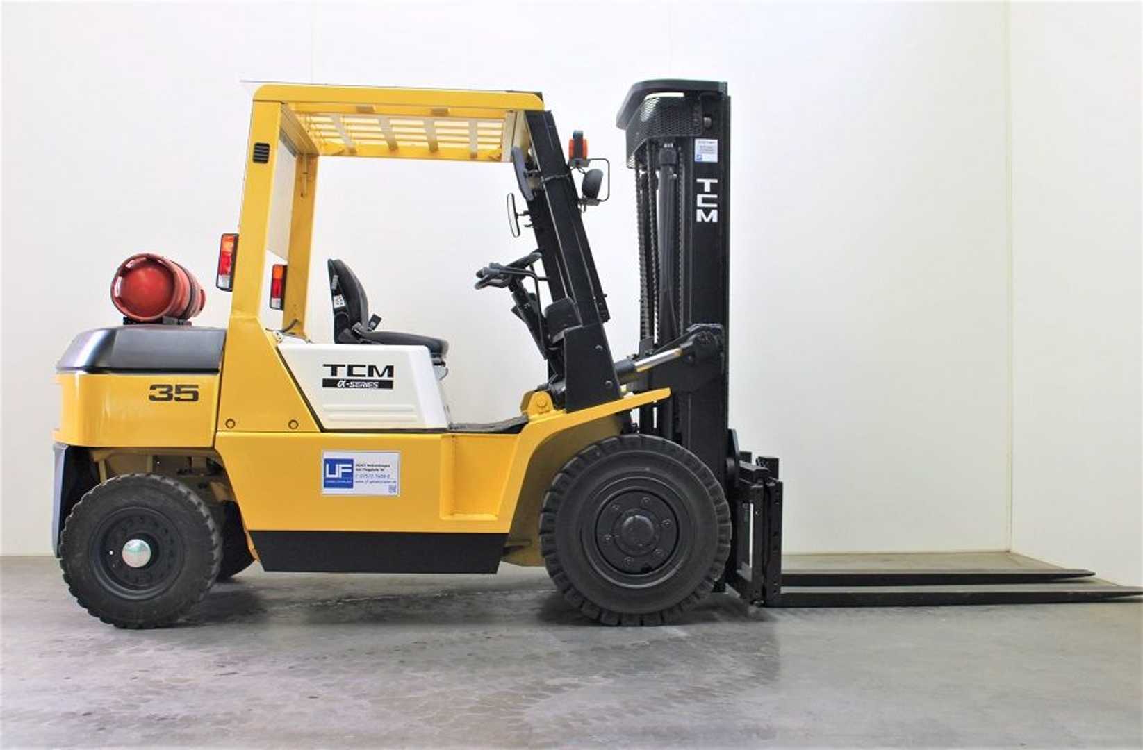 Used Forklift TCM FG 35 N7T 4 ratų šakinis krautuvas (Image 6) Used Forklift TCM FG 35 N7T 4 ratų šakinis krautuvas (Image 6)