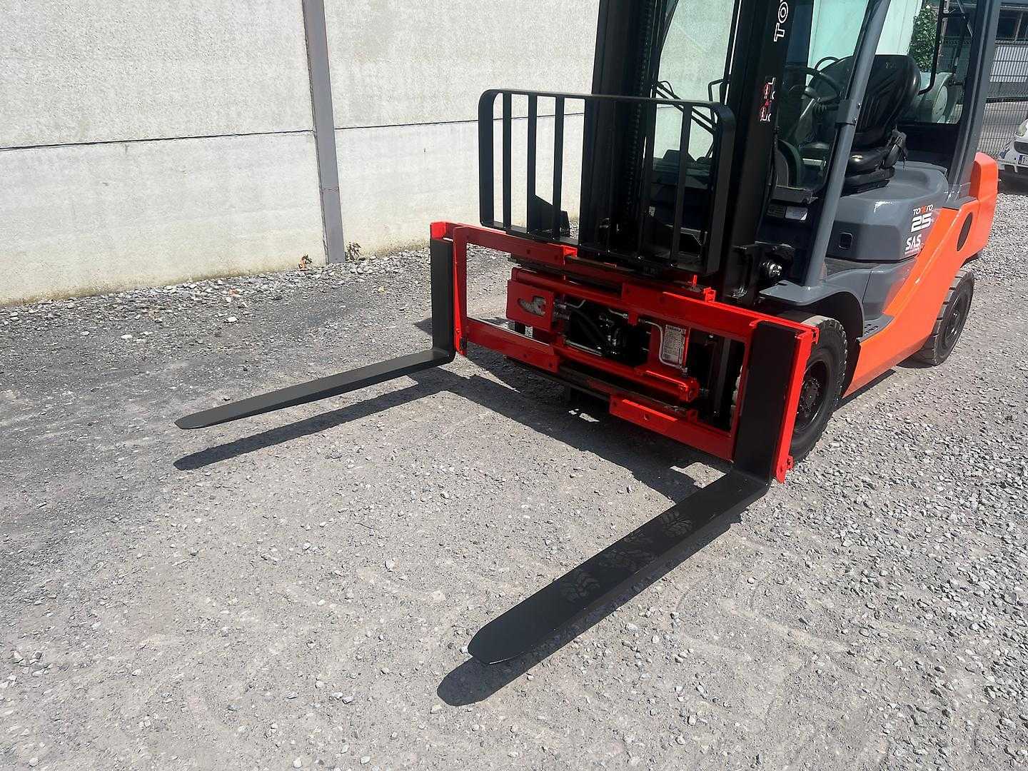 Used Forklift Toyota 02-8FGF25 4 ratų šakinis krautuvas (Image 6)