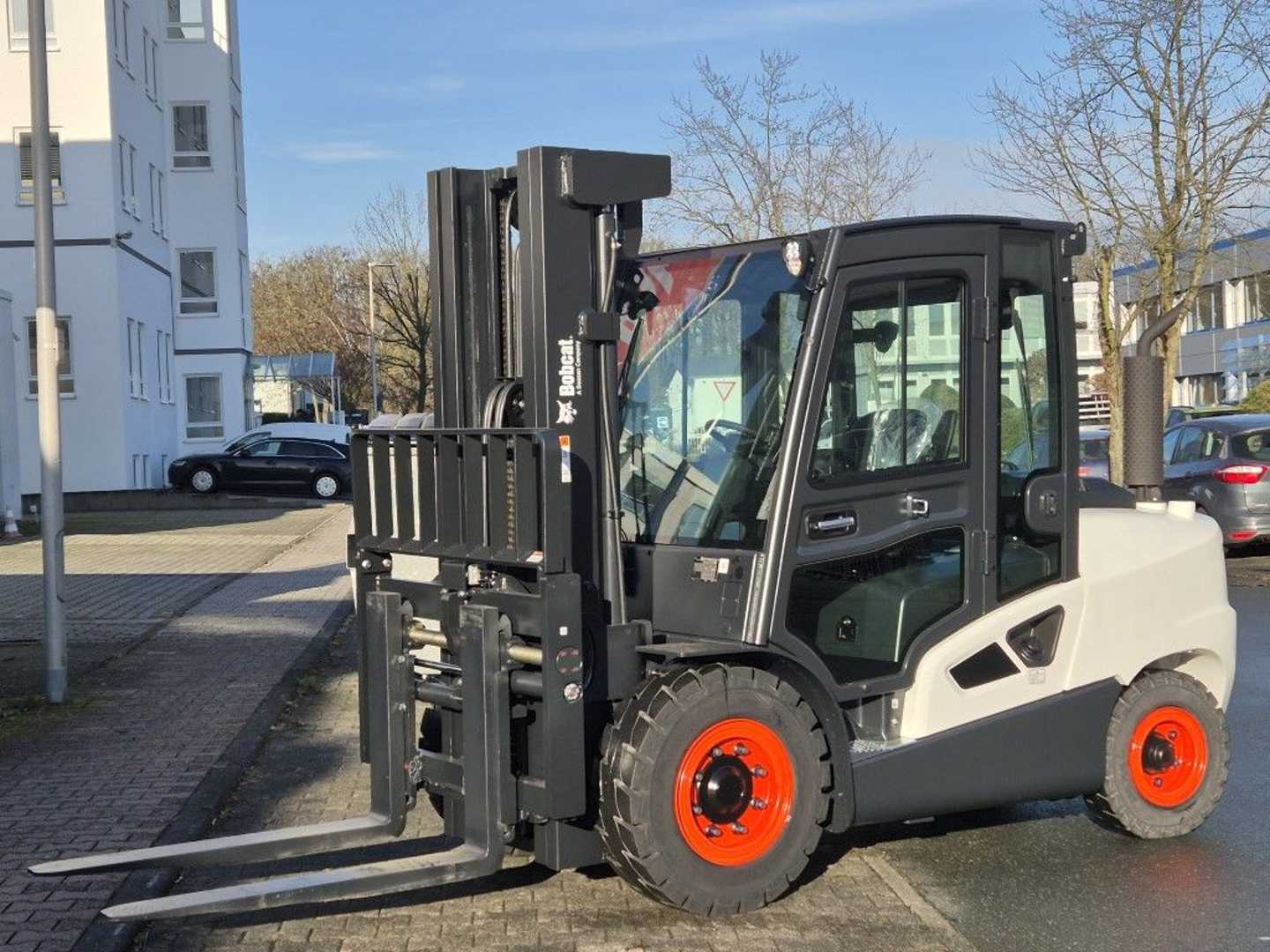 Used Forklift Bobcat D50 C-9/LSP 600 4 ratų šakinis krautuvas (Image 1) Used Forklift Bobcat D50 C-9/LSP 600 4 ratų šakinis krautuvas (Image 1)