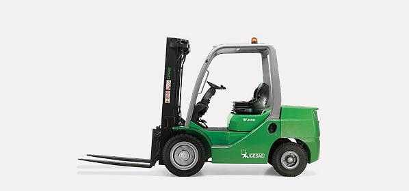 Used Forklift Cesab M335DV 4 ratų šakinis krautuvas (Image 1) Used Forklift Cesab M335DV 4 ratų šakinis krautuvas (Image 1)