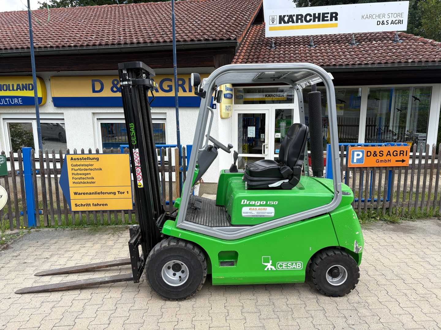 Used Forklift Cesab Drago 150 4 ratų šakinis krautuvas (Image 2) Used Forklift Cesab Drago 150 4 ratų šakinis krautuvas (Image 2)
